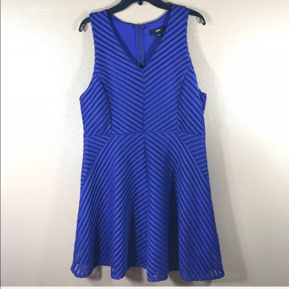 Mossimo Supply Co. Dresses & Skirts - 💙👗Gorgeous Royal Blue Dress👗💙